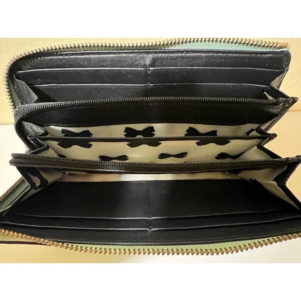 KATE SPADE Chelsea Park Nisha Coastline Green Patent Leather Zip Around Wallet - Picture 3 of 4